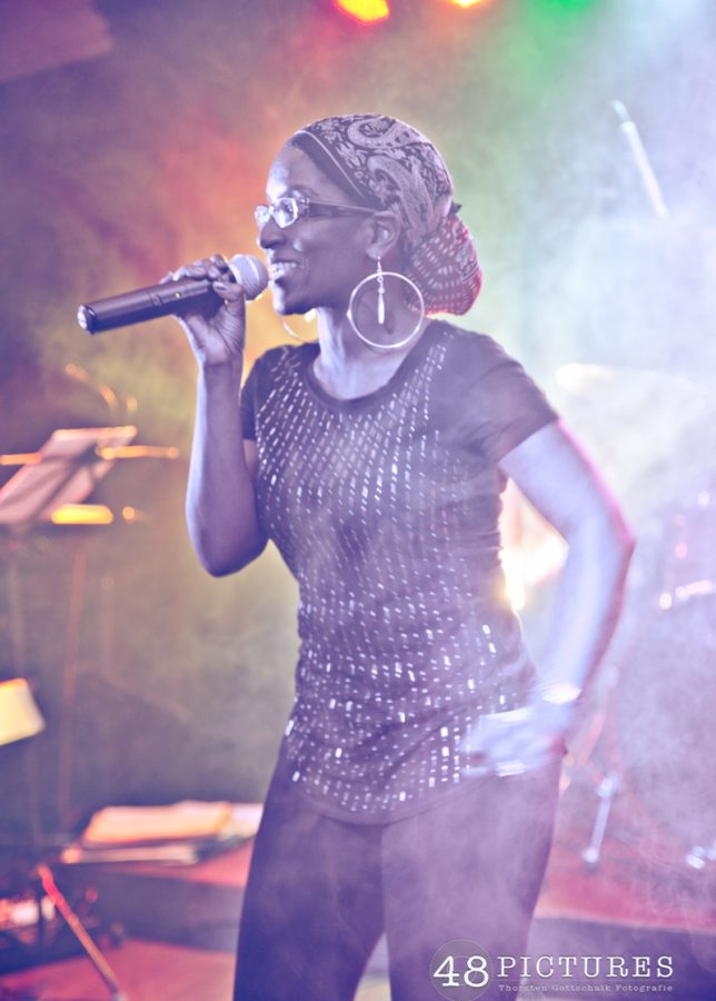 9AA26C01-1CB9-4C0B-A7F1-528B3E2B21DA